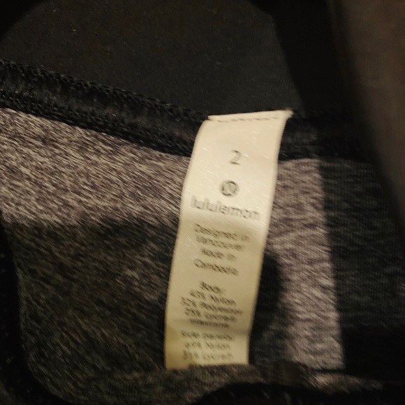 Lululemon Barry’s Gray, Black & White Leggings - Size 2 - Picture 2 of 5